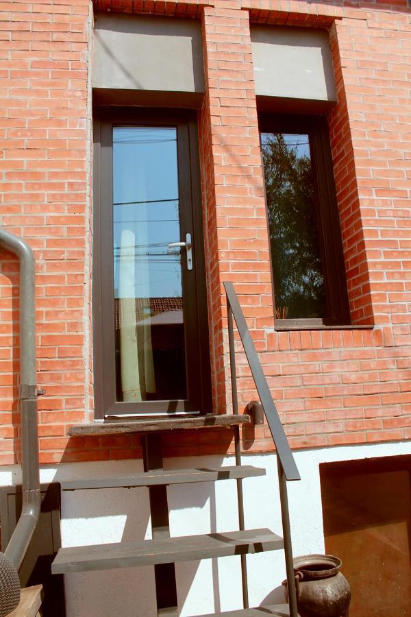 Oina Studios Cluj-Napoca Exteriör bild